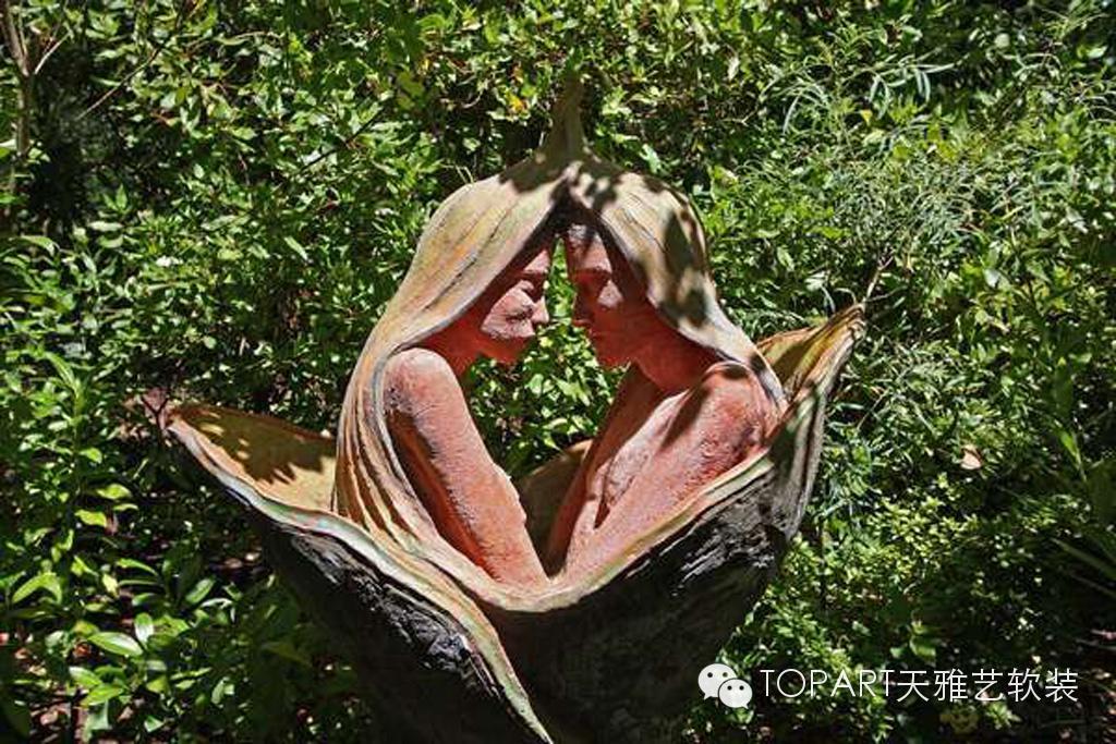 "浴火重生"的雕塑花園