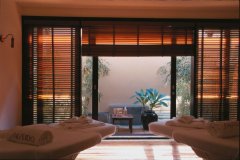 ��˹̹��ؐ���R��������Ƶ�ܛ�b�O(sh��)Ӌ(j��)���p�ڶ����� (Constance Be