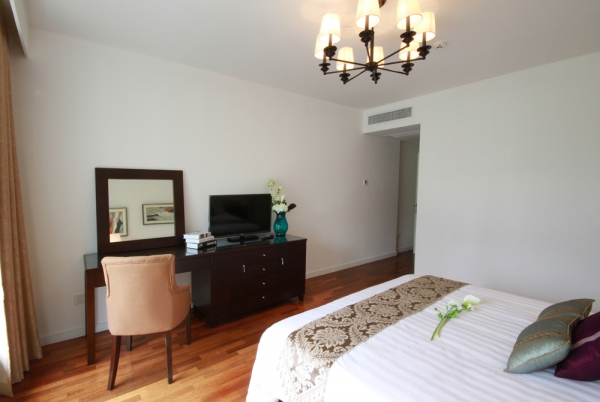 ��(y��u)���˾Ƶ깫Ԣ�Ӱ巿ܛ�b�O(sh��)Ӌ����(j��ng)���¾������s�Ŀ��g�ǻۣ�