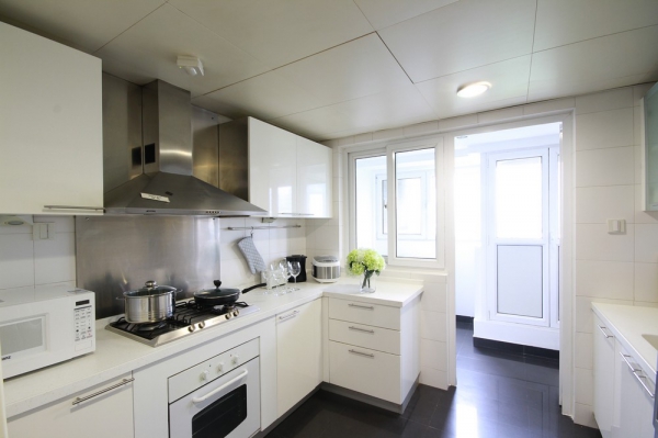 ��(y��u)���˾Ƶ깫Ԣ�Ӱ巿ܛ�b�O(sh��)Ӌ����(j��ng)���¾������s�Ŀ��g�ǻۣ�