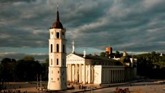 ������S���~˹�P�e˹���Ƶ�ܛ�b�O(sh��)Ӌ(j��)���p